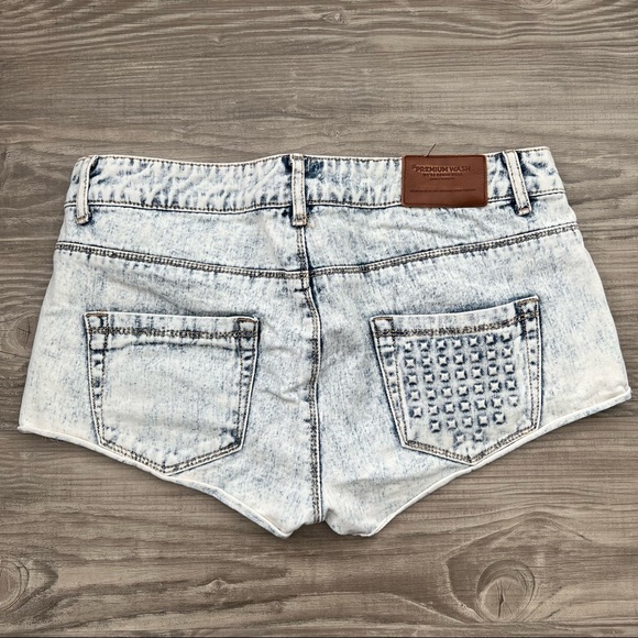 ZARA Micro Denim Jean Shorts - Picture 4 of 4